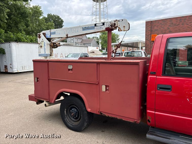 image for item DV4416 1995 GMC K2500 utility bed pickup truck