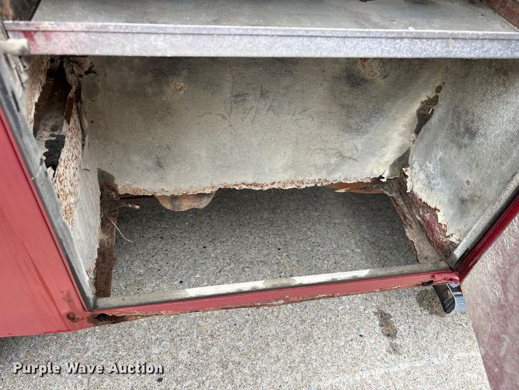 image for item DV4416 1995 GMC K2500 utility bed pickup truck