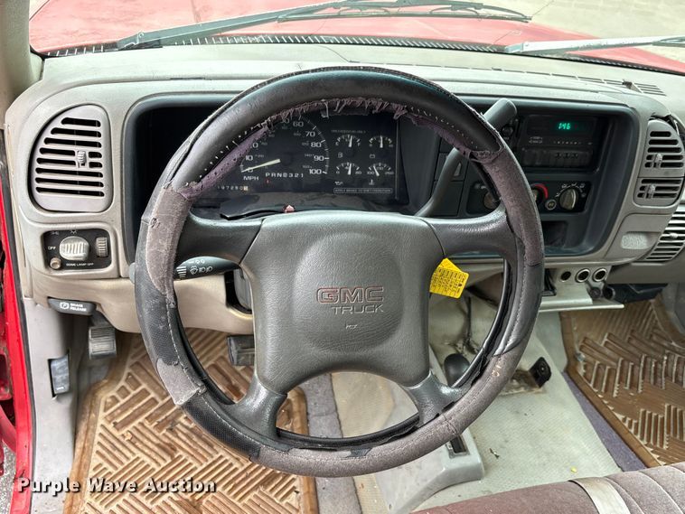 image for item DV4416 1995 GMC K2500 utility bed pickup truck