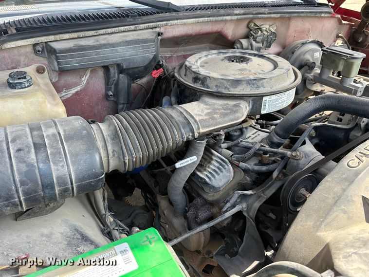 image for item DV4417 1989 Chevrolet C2500 utility bed pickup truck