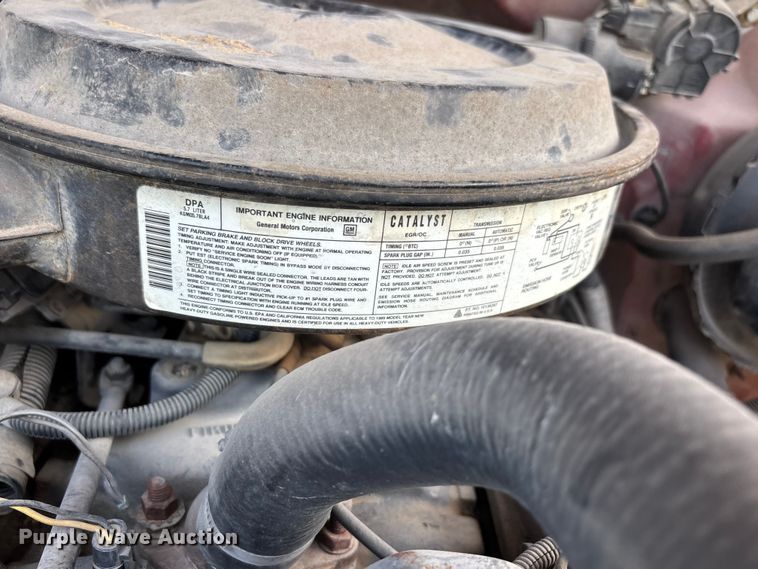 image for item DV4417 1989 Chevrolet C2500 utility bed pickup truck