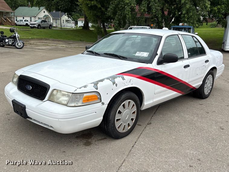 image for item DV4418 2006 Ford Crown Victoria Police Interceptor 