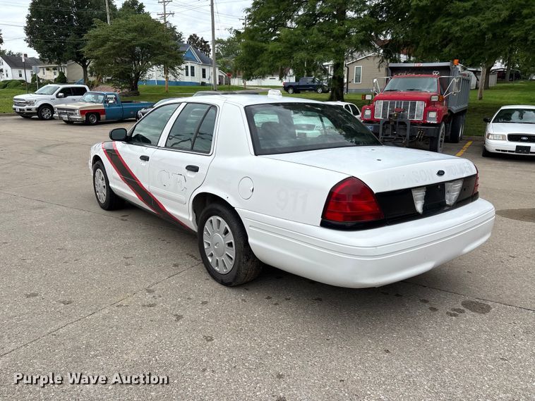 image for item DV4418 2006 Ford Crown Victoria Police Interceptor 