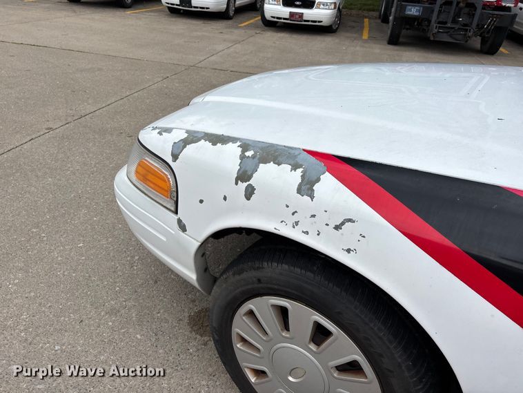 image for item DV4418 2006 Ford Crown Victoria Police Interceptor 