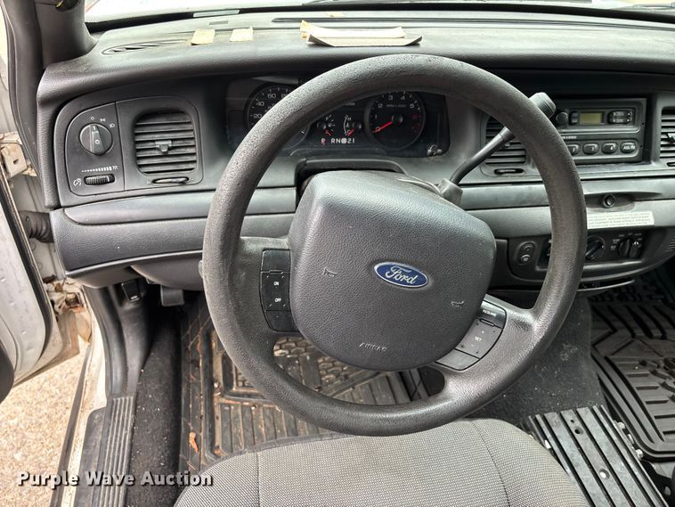 image for item DV4418 2006 Ford Crown Victoria Police Interceptor 
