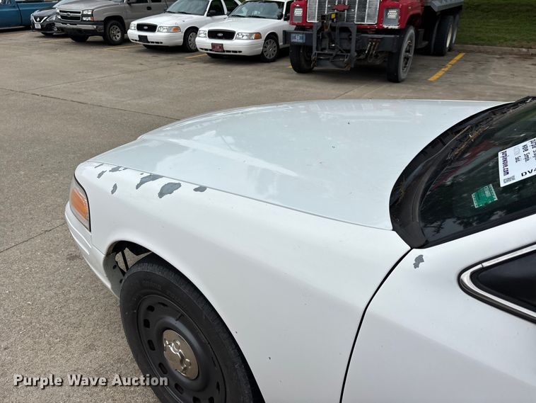 image for item DV4420 2005 Ford Crown Victoria Police Interceptor 