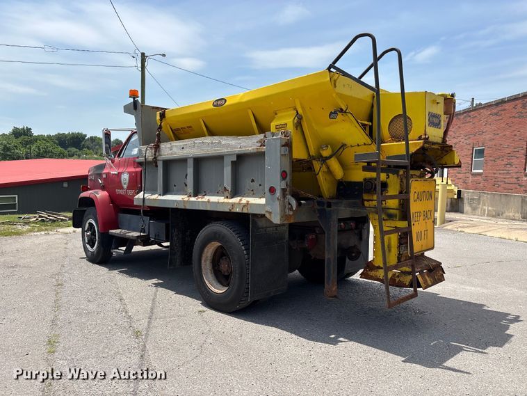 image for item DV4421 1987 Chevrolet C7 dump truck