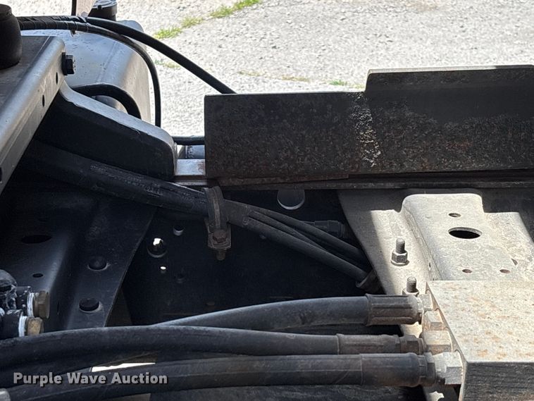 image for item DV4421 1987 Chevrolet C7 dump truck
