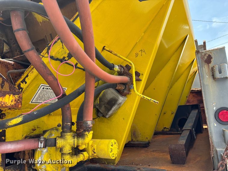 image for item DV4421 1987 Chevrolet C7 dump truck