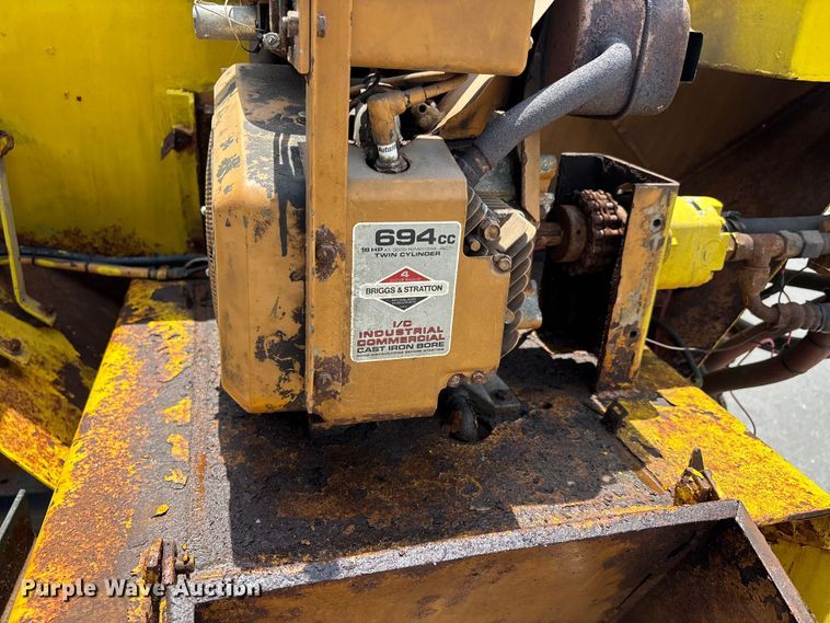 image for item DV4421 1987 Chevrolet C7 dump truck