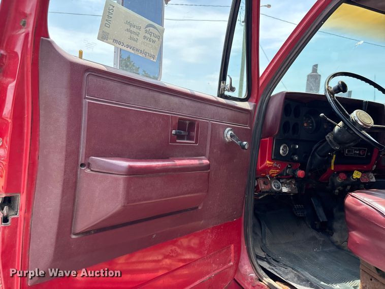image for item DV4421 1987 Chevrolet C7 dump truck
