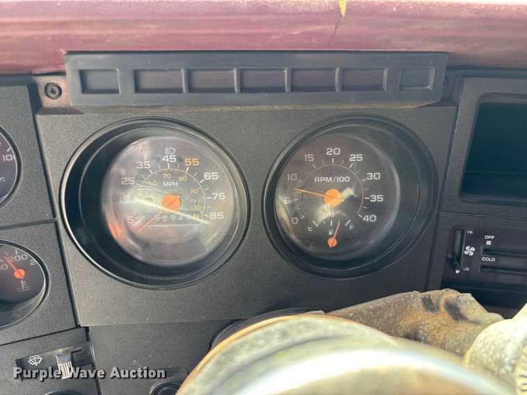 image for item DV4421 1987 Chevrolet C7 dump truck