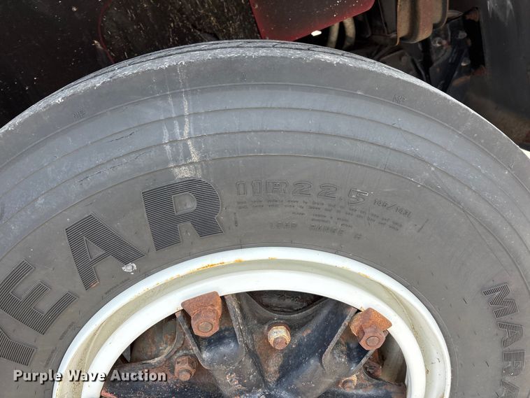 image for item DV4421 1987 Chevrolet C7 dump truck