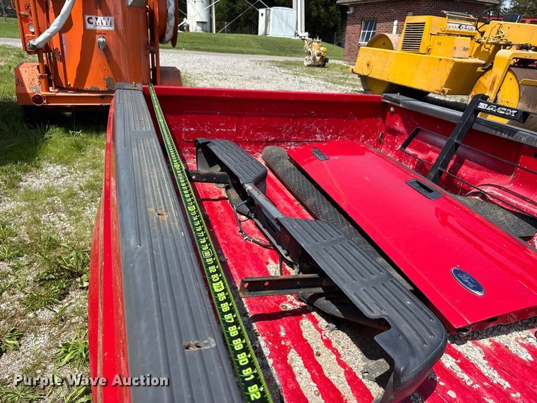 image for item DV4422 Ford pickup truck bed