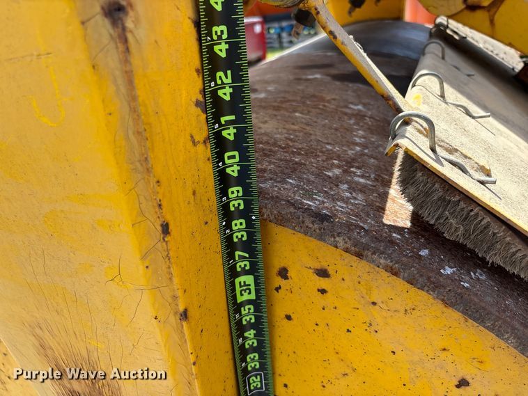 image for item DV4423 Hyster double drum roller