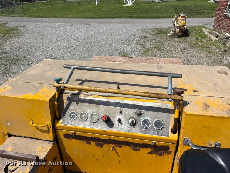 image for item DV4423 Hyster double drum roller