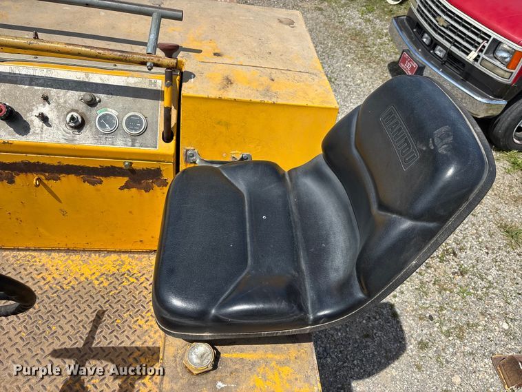 image for item DV4423 Hyster double drum roller
