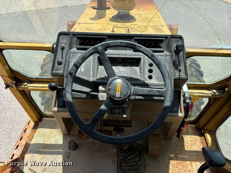 image for item DV4427 1989 Caterpillar 416 backhoe