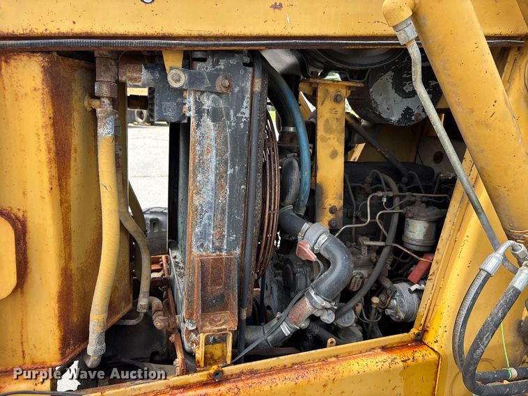 image for item DV4427 1989 Caterpillar 416 backhoe