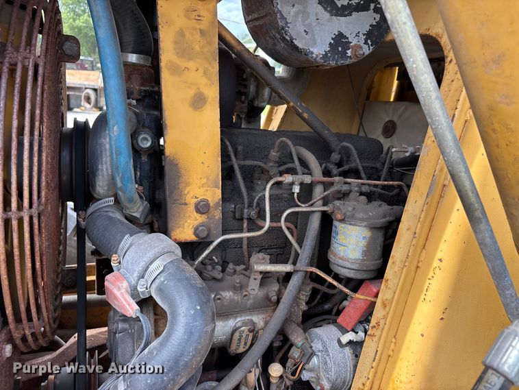 image for item DV4427 1989 Caterpillar 416 backhoe
