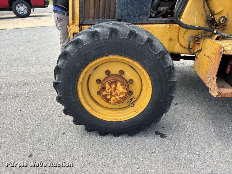 image for item DV4427 1989 Caterpillar 416 backhoe
