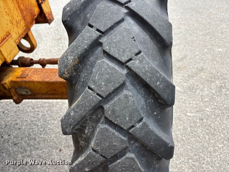 image for item DV4427 1989 Caterpillar 416 backhoe
