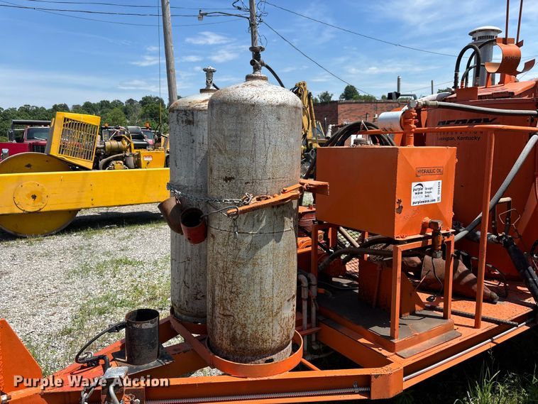 image for item DV4428 Berry Corporation BMA-100P melter applicator