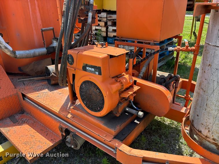 image for item DV4428 Berry Corporation BMA-100P melter applicator
