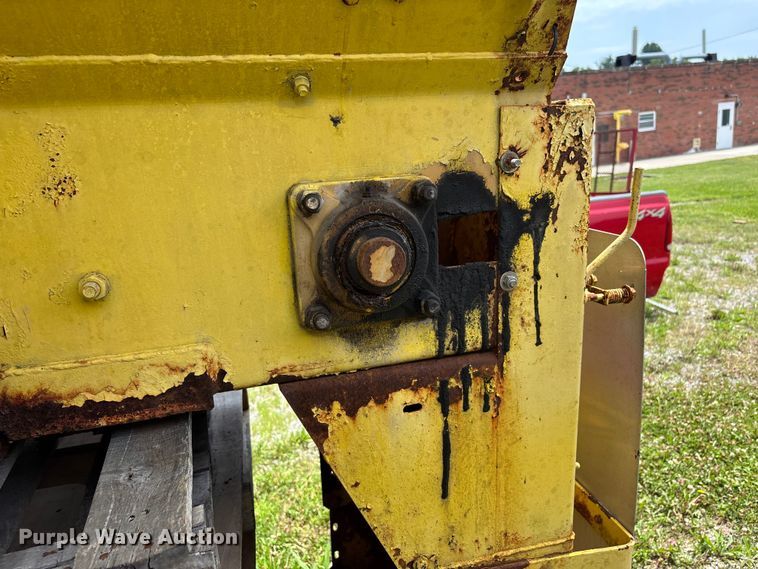 image for item DV4430 Hi-Way E-2020-10 spreader