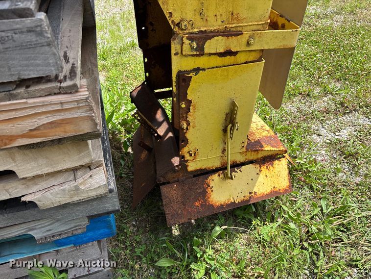 image for item DV4430 Hi-Way E-2020-10 spreader