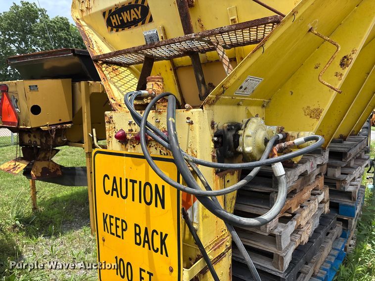 image for item DV4430 Hi-Way E-2020-10 spreader