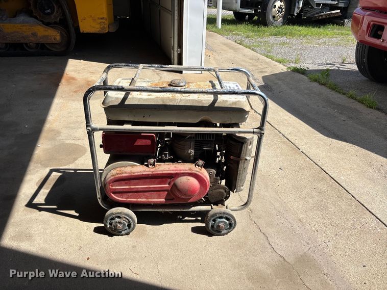 image for item DV4433 Honda ES4500 generator