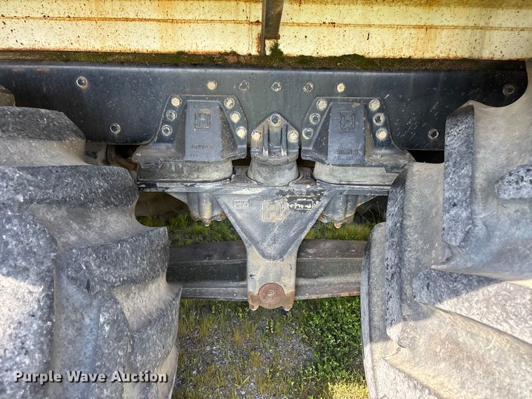 image for item DV4434 1994 Peterbilt 357 liquid manure spreader