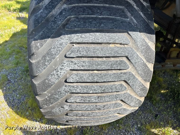 image for item DV4434 1994 Peterbilt 357 liquid manure spreader