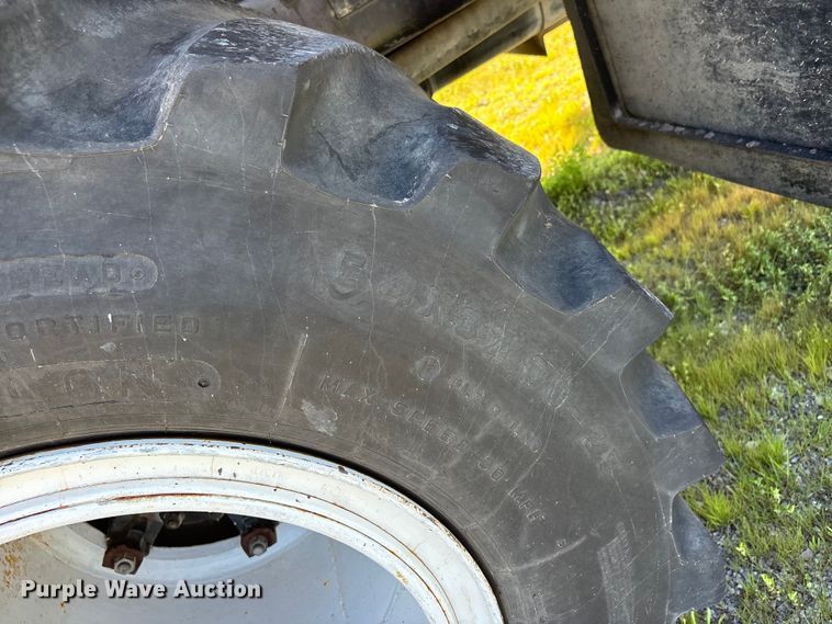image for item DV4434 1994 Peterbilt 357 liquid manure spreader