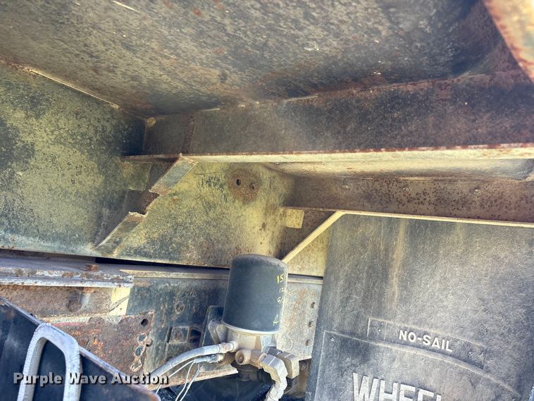 image for item DV4435 1979 Chevrolet Bruin dump truck