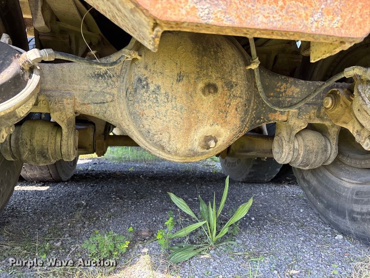 image for item DV4435 1979 Chevrolet Bruin dump truck