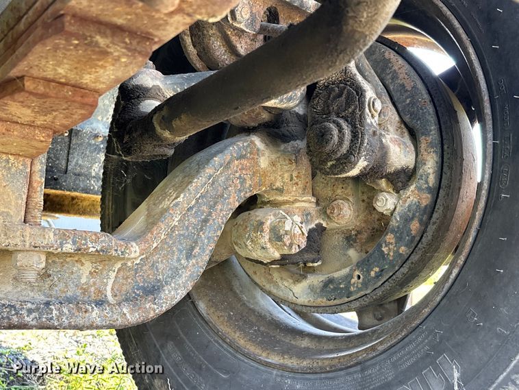 image for item DV4435 1979 Chevrolet Bruin dump truck
