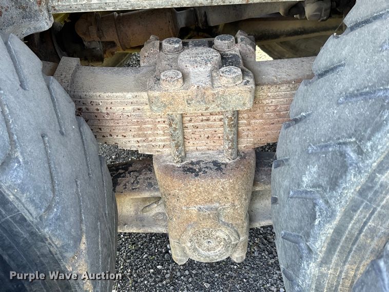 image for item DV4435 1979 Chevrolet Bruin dump truck