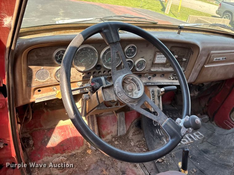 image for item DV4435 1979 Chevrolet Bruin dump truck