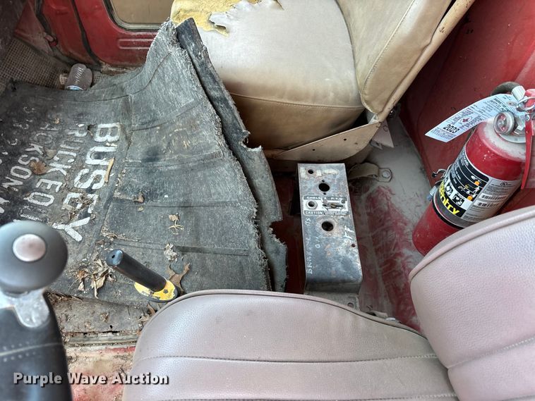 image for item DV4435 1979 Chevrolet Bruin dump truck