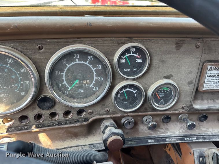 image for item DV4435 1979 Chevrolet Bruin dump truck
