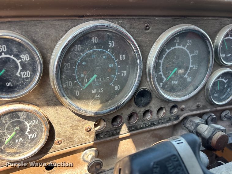 image for item DV4435 1979 Chevrolet Bruin dump truck
