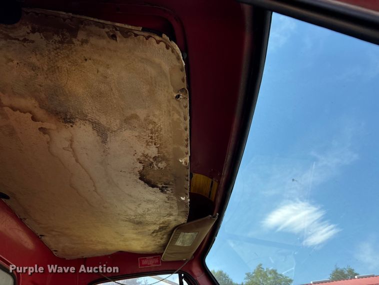 image for item DV4435 1979 Chevrolet Bruin dump truck