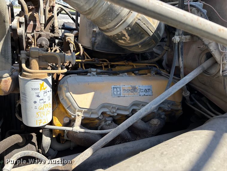 image for item DV4435 1979 Chevrolet Bruin dump truck