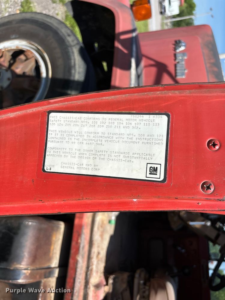 image for item DV4435 1979 Chevrolet Bruin dump truck