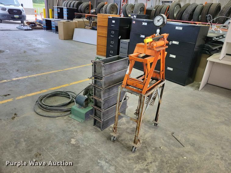 image for item DZ7210 Ashcroft beam breaker