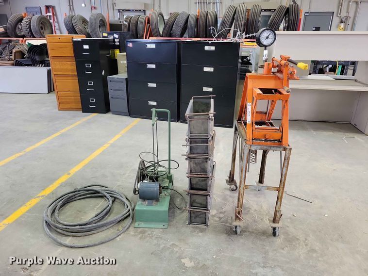 image for item DZ7210 Ashcroft beam breaker