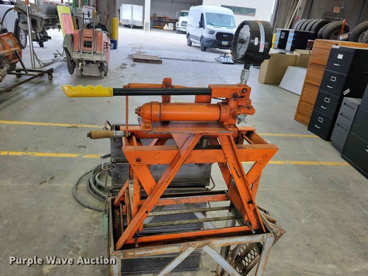 image for item DZ7210 Ashcroft beam breaker