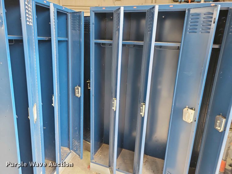 image for item DZ7214 Lockers